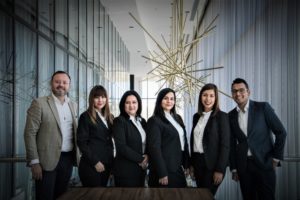An image of a group of professionals.
